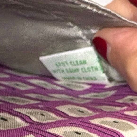 Vera Bradley Travel Wallet Watercolor Gray Floral Slim Flat Clutch NWT - Picture 6 of 9